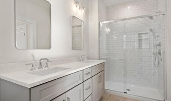 19 Fieldstone Court Ct 19, Bethel, CT 06801