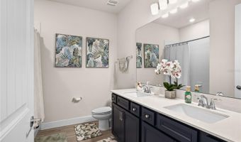4212 WINDING PINES Dr, Apopka, FL 32712