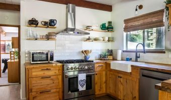2054 Fifth Green Dr, Arnold, CA 95223