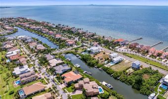 6459 RUBIA Cir, Apollo Beach, FL 33572