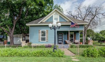 200 S Crane St, Alvord, TX 76225