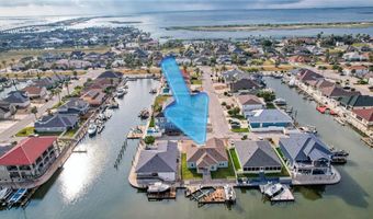 114 Tarpon Ct, Aransas Pass, TX 78336