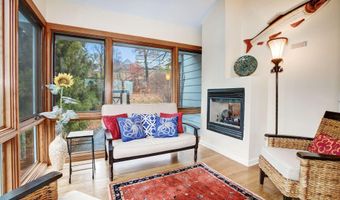 209 WINCHESTER BEACH Dr, Annapolis, MD 21409
