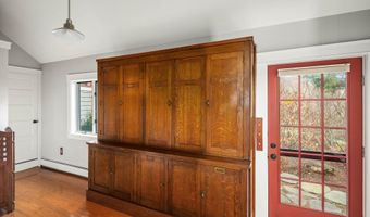 12 Ashley Dr, Belfast, ME 04915