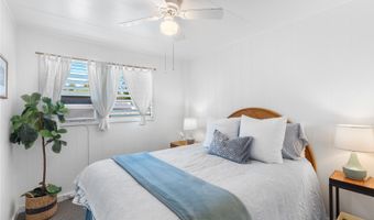 507 Kawailoa Rd B, Kailua, HI 96734
