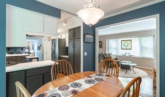 493 Edgeworthe Dr SE, Ada, MI 49301