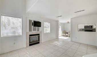 4040 Castle Cove Dr 4040, Las Vegas, NV 89108