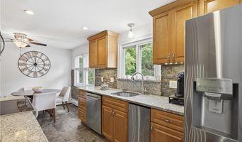 72 Fairweather Ave, Cranston, RI 02910