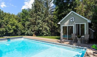 11718 50th St NE, Albertville, MN 55301