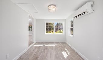 5 Lee Rd, Barrington, RI 02806