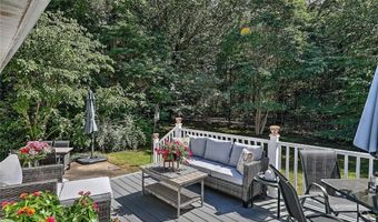 138 Jenckes Hill Rd, Lincoln, RI 02865