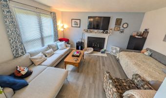 7018 Sherman Dr, Aurora, IN 47001