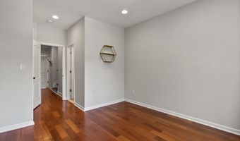 330 S CLINTON St, Baltimore, MD 21224
