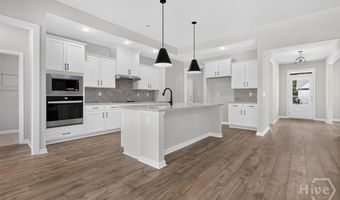 2021 Oconee Bluff Dr, Athens, GA 30601