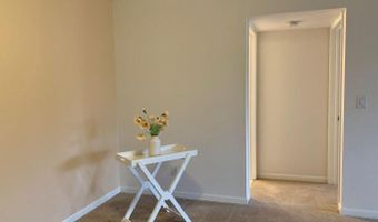 109 Fieldcrest St Apt 302, Ann Arbor, MI 48103