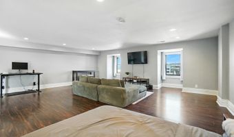 221 Ninth St, Cincinnati, OH 45202
