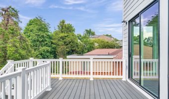 5617 23RD St N, Arlington, VA 22205