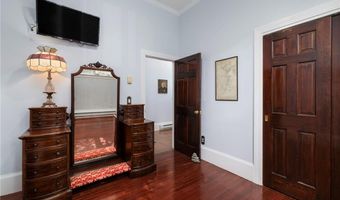 78 Coggeshall Ave 3, Newport, RI 02840