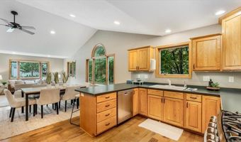 151 Bluffs Rd NW, Alexandria, MN 56308