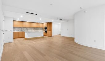 1176 97th St 403, Bay Harbor Islands, FL 33154