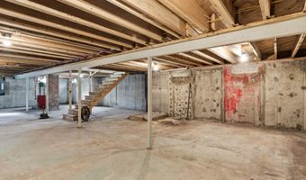 10 Penley St E, Augusta, ME 04330