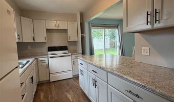 41 Astor Rd, Babbitt, MN 55706
