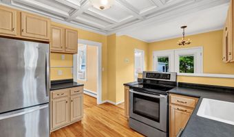 115 Shepley St, Auburn, ME 04210