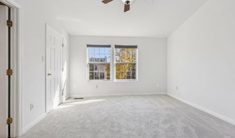 43494 POSTRAIL Sq, Ashburn, VA 20147