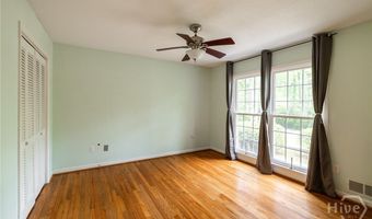 140 Rollingwood Dr, Athens, GA 30605