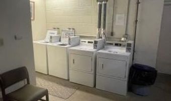 1400 Morton Ave 2B, Ann Arbor, MI 48104