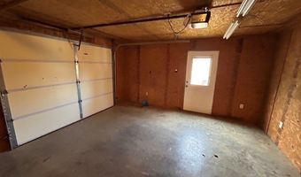1026 TOM WHITE Rd, Big Sandy, TN 38221