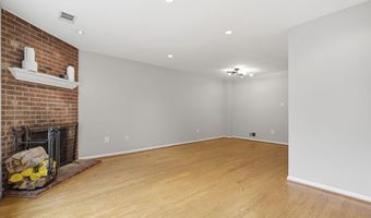 4915 7TH Rd S 4915, Arlington, VA 22204