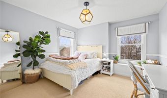 11689 E Laketowne Dr, Albertville, MN 55301
