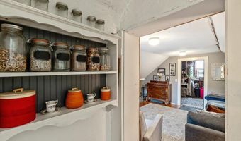 221 S Main St, Cambridge, VT 05444