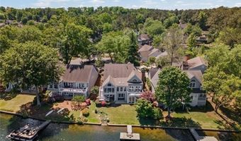 6430 Spinnaker Ln, Alpharetta, GA 30005