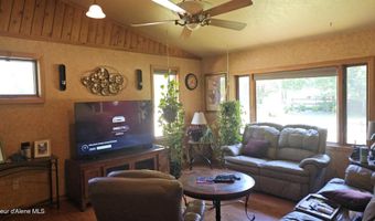 22902 E KING St, Cataldo, ID 83810