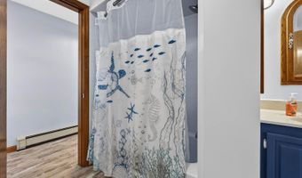 87 Maple Ridge Dr, Monmouth, ME 04259