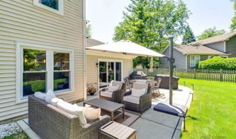 4126 N Yale Ave, Arlington Heights, IL 60004