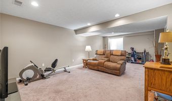 130 Brighton Ln, Adams Twp., PA 16046