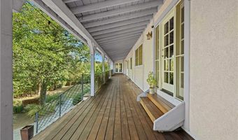 5920 Colodny Dr, Agoura Hills, CA 91301