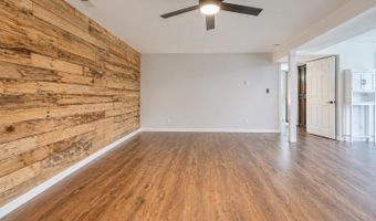 656 E Thornton Lake Dr NW, Albany, OR 97321