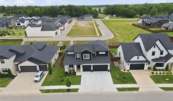 3507 SW Starburst Ave, Bentonville, AR 72713