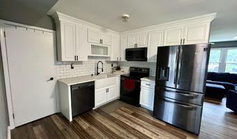 87 Village Dr, Barnegat, NJ 08005