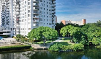 2780 NE 183rd St 901, Aventura, FL 33160