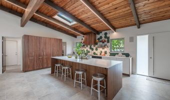 85 Mahiloa Pl, Kailua, HI 96734