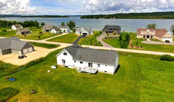 6188 Summerside Dr, Alanson, MI 49706