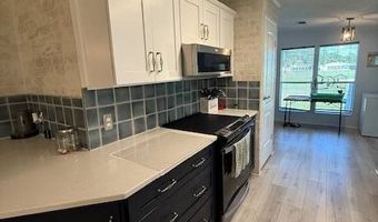 327 Waldorf Dr, Auburndale, FL 33823