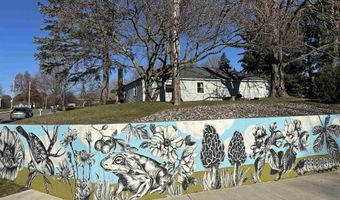 1007 S Darling St, Angola, IN 46703