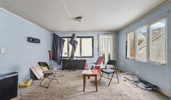 39 W 40TH St, Bayonne, NJ 07002