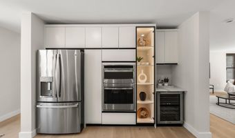 3112 N ROSSER St, Alexandria, VA 22311